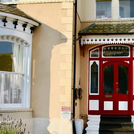 Mostyn Villa 2 Free Private Parking Llandudno Exterior photo