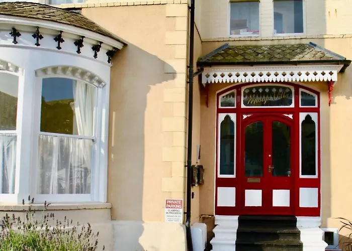 Mostyn Villa 2 Free Private Parking